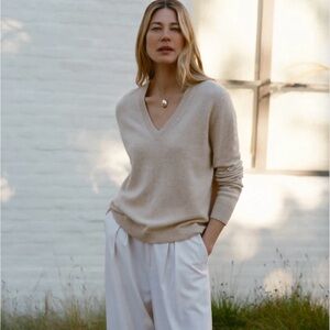 Jenni Kayne Flynn 100% Cashmere V-Neck Sweater - Oatmeal NWT